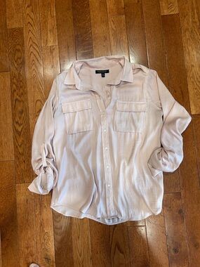 Banana Republic Pale Pink Button-Down Blouse